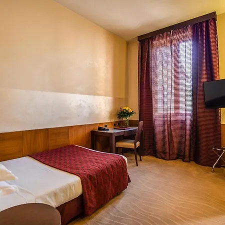 Отель Kolbe 4*